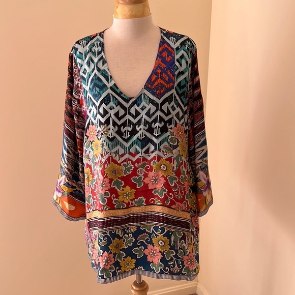 JOHNNY WAS Size XL floral multi with geometric print V neck silk top
